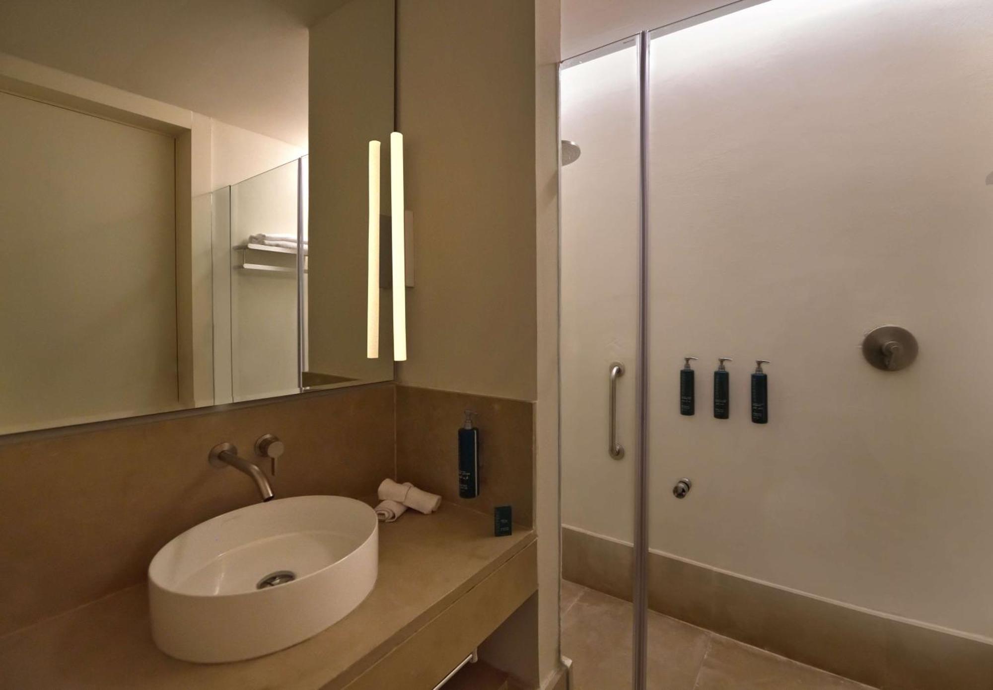 Doubletree By Hilton Ben Guerir Hotel & Residences Benguerir Luaran gambar